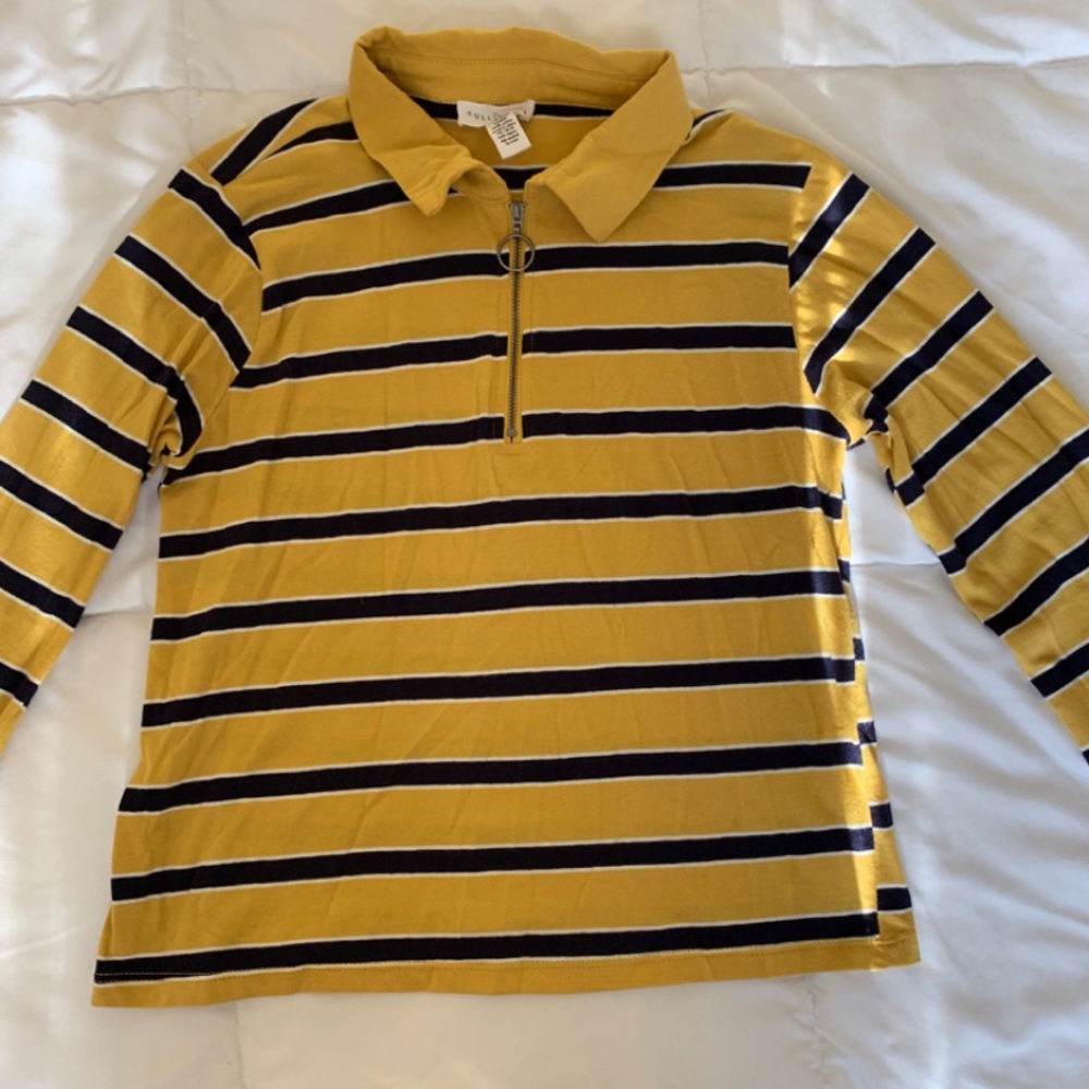 Long sleeve collar top